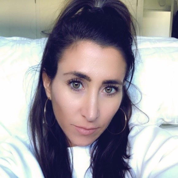 Meet your Posher, Kelly - Picture 1 of 1